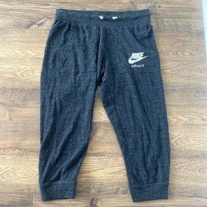 2 pieces! Nike cropped sweatpants and matching zip-up hoddie